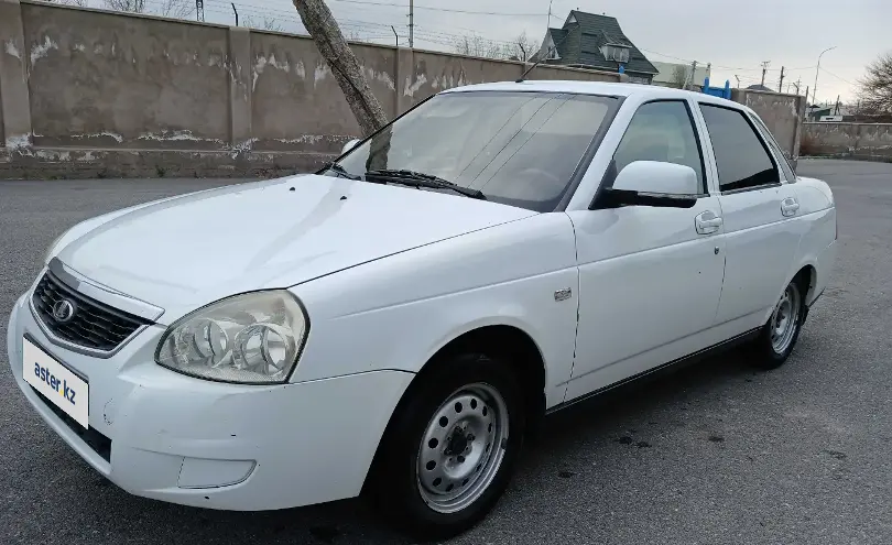 LADA (ВАЗ) Priora 2014 года за 2 500 000 тг. в Шымкент