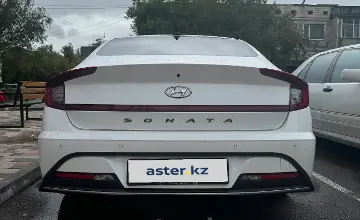 Hyundai Sonata 2019 года за 8 500 000 тг. в Астана