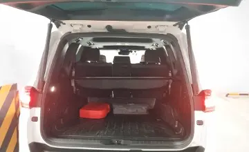 Toyota Land Cruiser 2023 года за 53 500 000 тг. в Алматы фото 4