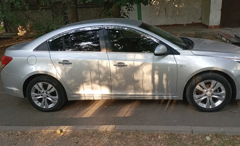 Chevrolet Cruze 2013 года за 4 500 000 тг. в Алматы фото 2