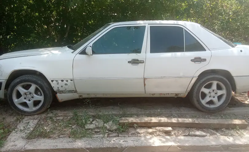 Mercedes-Benz E-Класс 1992 года за 850 000 тг. в Алматинская область фото 4