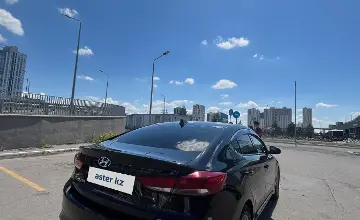 Hyundai Elantra 2017 года за 5 700 000 тг. в Астана фото 2