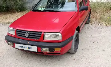 Volkswagen Vento 1992 года за 750 000 тг. в Тараз фото 2