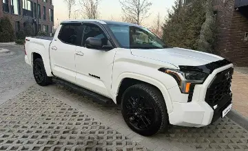 Toyota Tundra 2024 года за 42 000 000 тг. в Астана фото 3