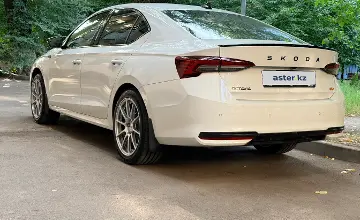 Skoda Octavia 2025 года за 13 500 000 тг. в Алматы фото 4