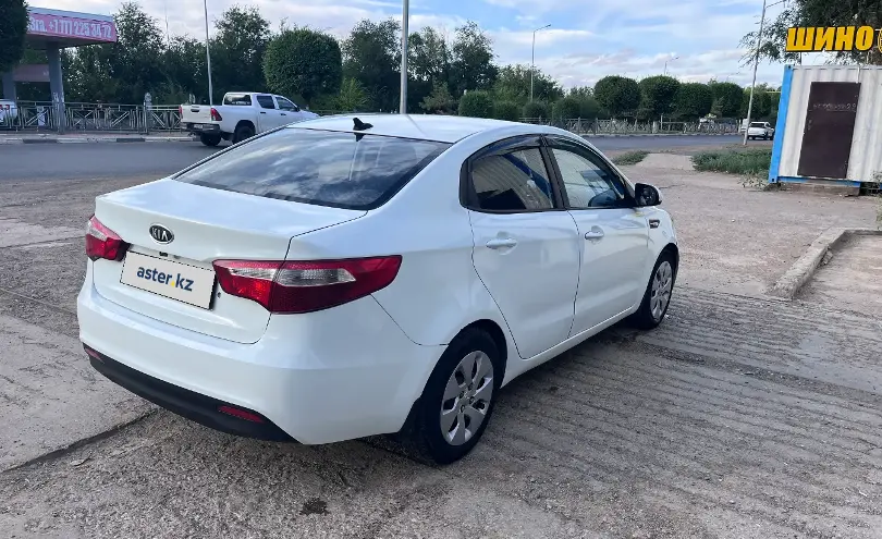 Kia Rio 2012 года за 2 800 000 тг. в Уральск фото 3