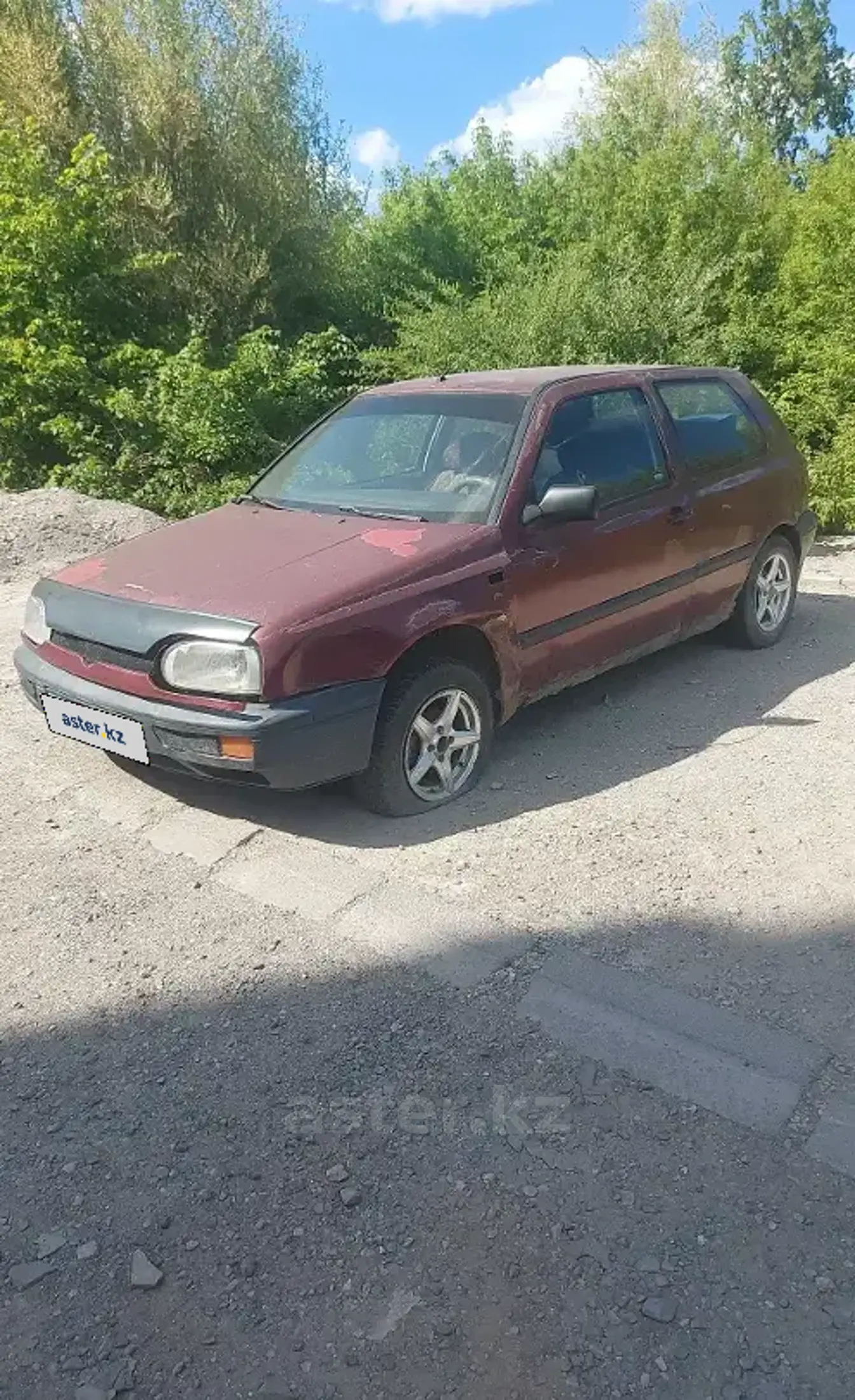Volkswagen Golf 1993 года за 550 000 тг. в Астана фото 1