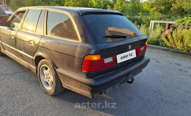 BMW 5 серии 1993 года за 1 800 100 тг. в Карагандинская область фото 4