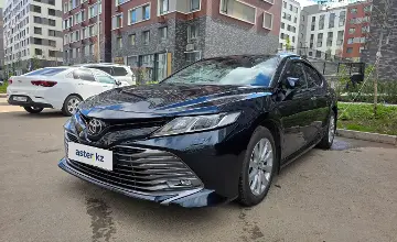Toyota Camry 2018 года за 12 450 000 тг. в Астана фото 2