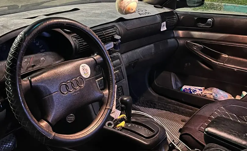 Audi A4 1995 года за 1 300 000 тг. в Карагандинская область