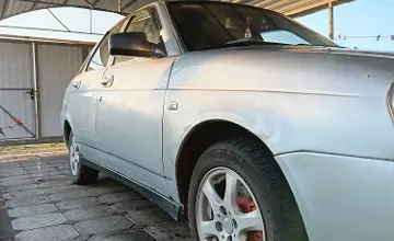 LADA (ВАЗ) Priora 2011 года за 1 100 000 тг. в Западно-Казахстанская область фото 3