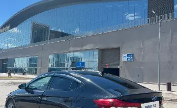 Hyundai Elantra 2017 года за 5 700 000 тг. в Астана фото 3