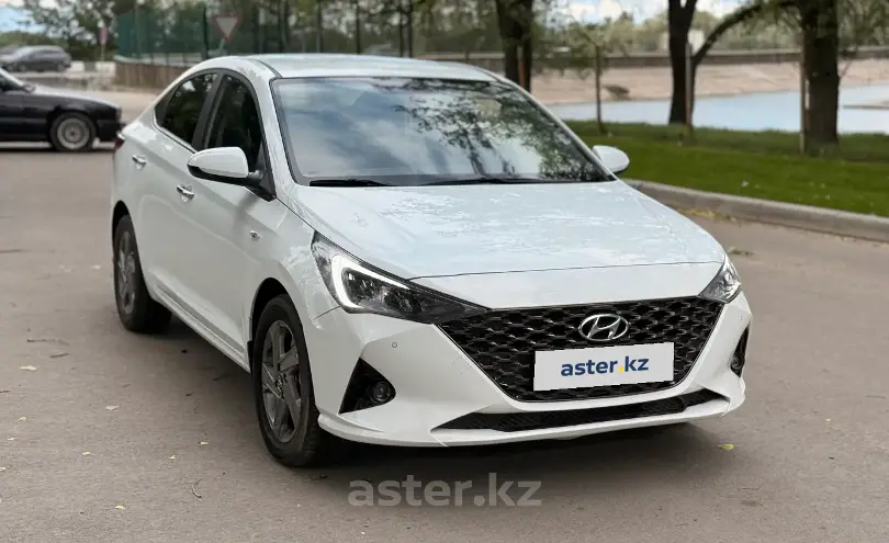 Hyundai Accent 2020 года за 7 350 000 тг. в Алматы фото 4