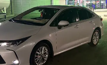 Toyota Corolla 2019 года за 9 500 000 тг. в Алматы фото 1