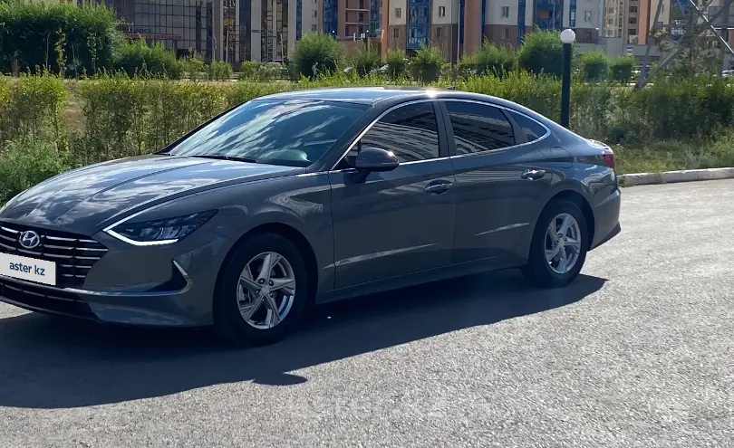 Hyundai Sonata 2020 года за 9 200 000 тг. в Астана