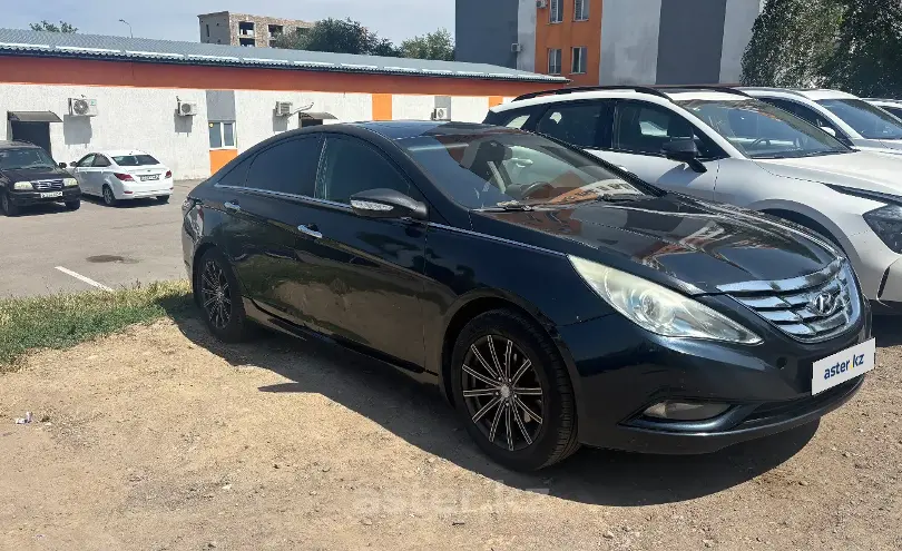 Hyundai Sonata 2010 года за 3 900 000 тг. в Алматы фото 3
