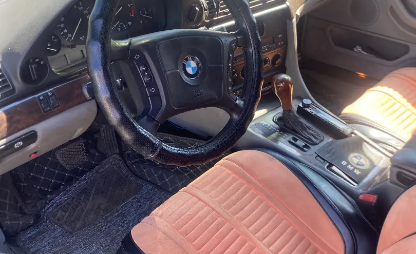 BMW 7 серии 1995 года за 1 800 000 тг. в Восточно-Казахстанская область фото 3