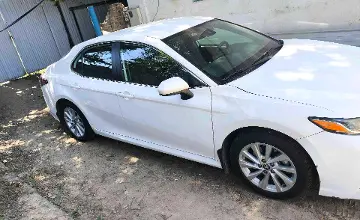 Toyota Camry 2021 года за 12 000 000 тг. в Алматы фото 2