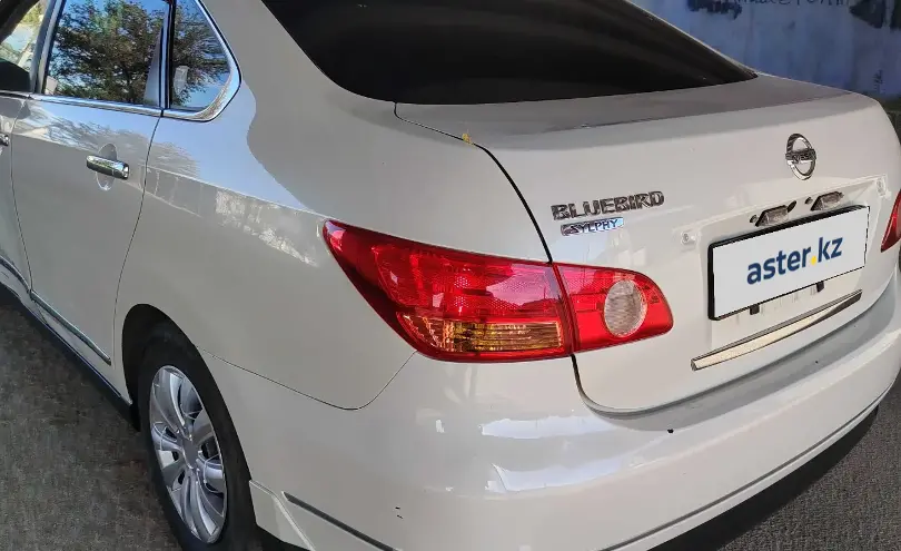 Nissan Bluebird Sylphy 2008 года за 1 900 000 тг. в Атырау