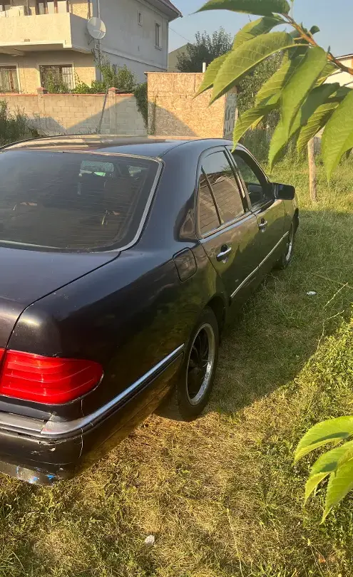 Mercedes-Benz E-Класс 1997 года за 1 700 000 тг. в Алматы фото 3