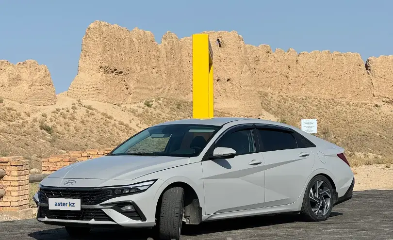 Hyundai Elantra 2024 года за 10 000 000 тг. в Астана