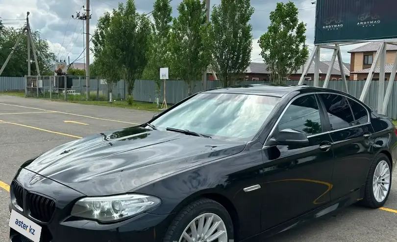 BMW 5 серии 2015 года за 12 000 000 тг. в Уральск