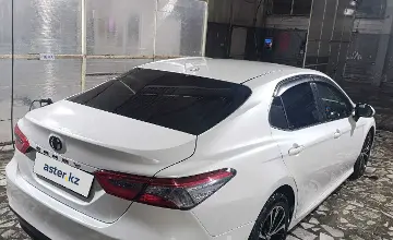 Toyota Camry 2019 года за 10 500 000 тг. в Павлодарская область фото 4