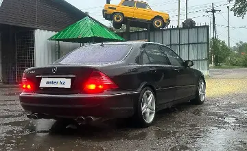 Mercedes-Benz S-Класс 2000 года за 2 900 000 тг. в Талдыкорган фото 4