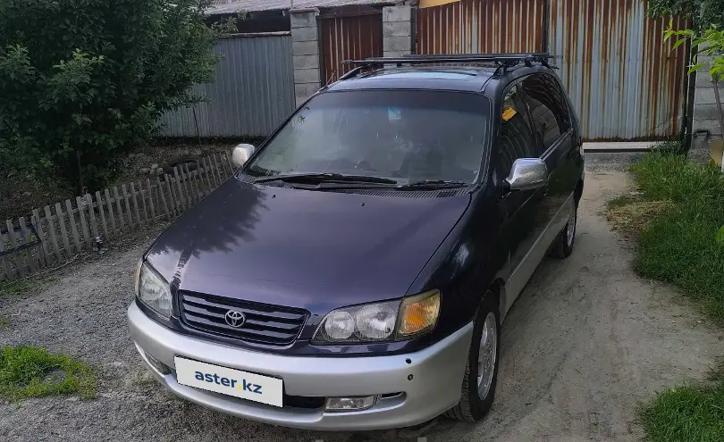 Toyota Ipsum 1996 года за 2 500 000 тг. в Алматы