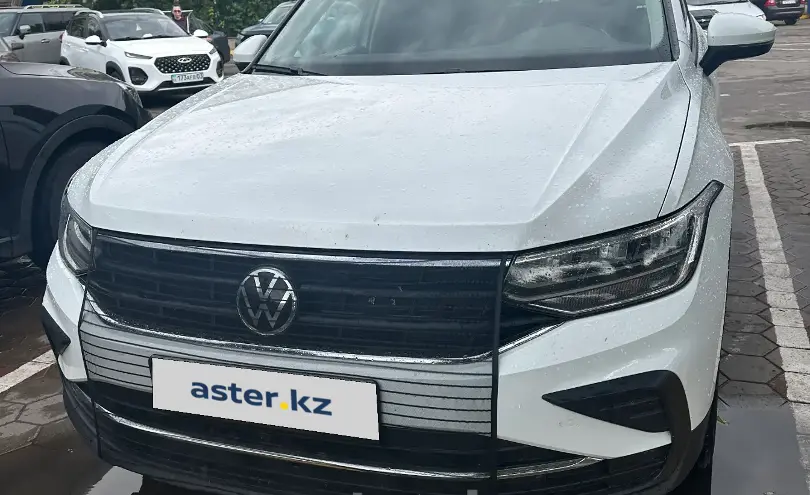 Volkswagen Tiguan 2021 года за 9 500 000 тг. в Астана