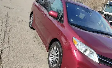 Toyota Sienna 2018 года за 15 500 000 тг. в Алматы фото 3