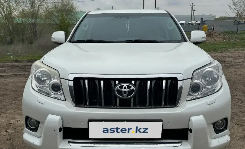 Toyota Land Cruiser Prado 2012 года за 13 800 000 тг. в Астана