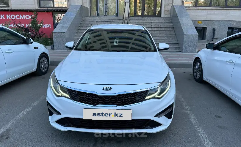 Kia Optima 2019 года за 8 000 000 тг. в Астана фото 2