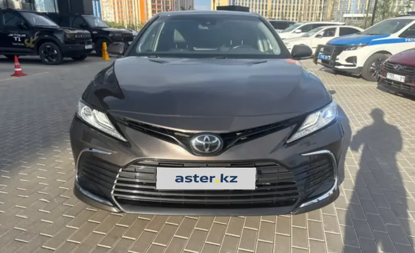 Toyota Camry 2022 года за 17 500 000 тг. в Астана фото 2