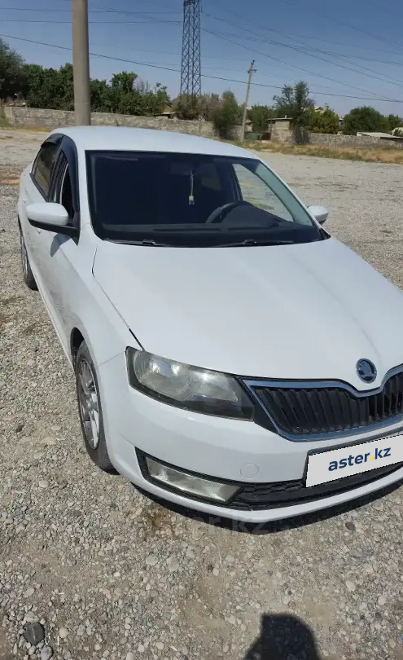 Skoda Rapid 2015 года за 3 700 000 тг. в Шымкент фото 1