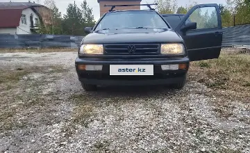 Volkswagen Vento 1992 года за 900 000 тг. в Караганда фото 3
