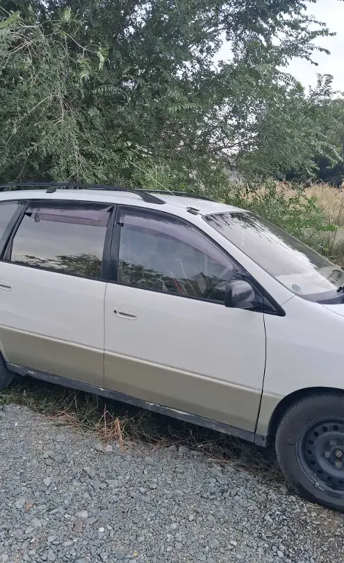 Toyota Ipsum 1997 года за 3 200 000 тг. в Семей фото 2