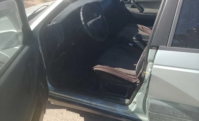 Volkswagen Passat 1991 года за 600 000 тг. в Восточно-Казахстанская область фото 5