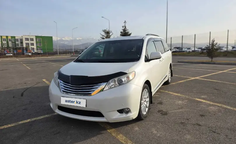 Toyota Sienna 2012 года за 11 800 000 тг. в Алматы фото 4