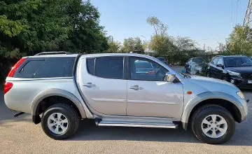 Mitsubishi L200 2008 года за 8 900 000 тг. в Алматы фото 2