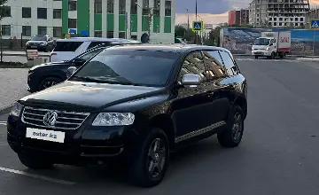 Volkswagen Touareg 2004 года за 5 030 000 тг. в Астана фото 1