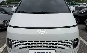 Hyundai Staria 2025 года за 19 500 000 тг. в Алматы фото 1