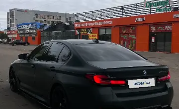 BMW 5 серии 2021 года за 38 000 000 тг. в Астана