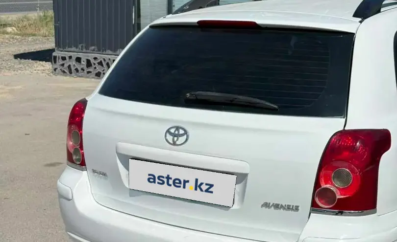 Toyota Avensis 2004 года за 3 500 000 тг. в Актау фото 4