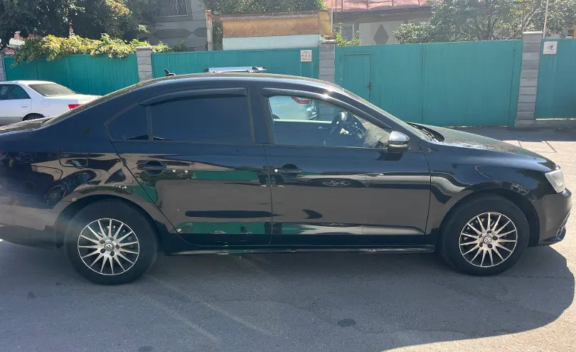 Volkswagen Jetta 2015 года за 4 550 000 тг. в Алматы фото 4