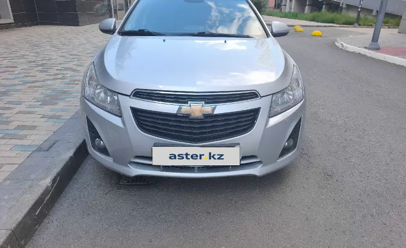Chevrolet Cruze 2012 года за 3 200 000 тг. в Астана фото 2