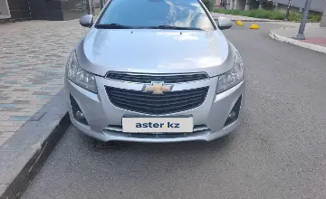 Chevrolet Cruze 2012 года за 3 200 000 тг. в Астана фото 2