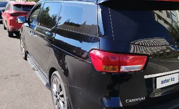 Kia Carnival 2019 года за 9 000 000 тг. в Астана фото 4
