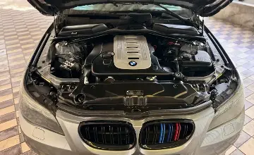 BMW 5 серии 2005 года за 5 500 000 тг. в Шымкент фото 4
