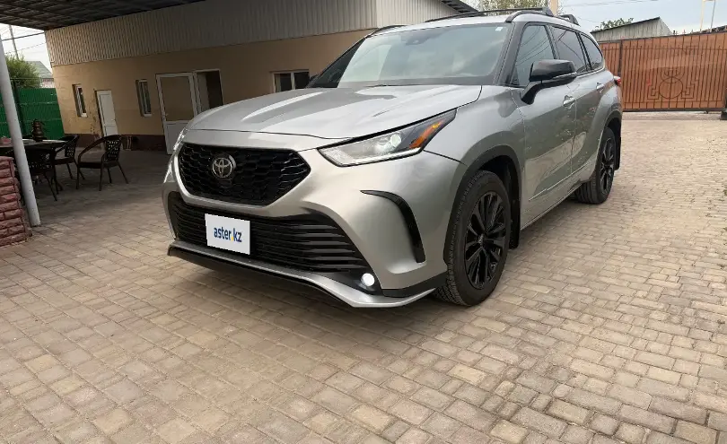 Toyota Highlander 2024 года за 27 900 000 тг. в Алматы